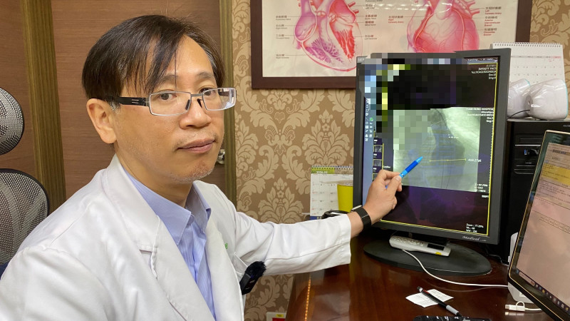 7旬翁感冒變呼吸困難 胸腔竟藏7.6公分主動脈瘤