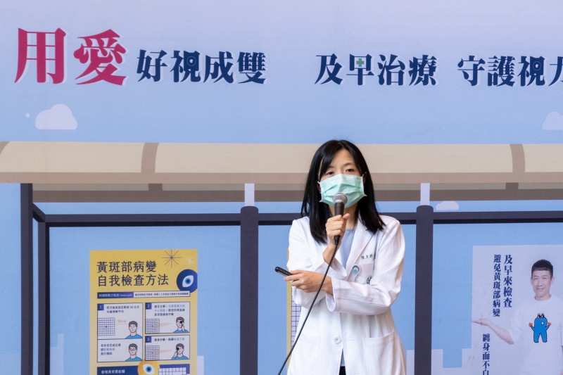 看東西變形、出現黑影  恐是老年性黃斑部病變