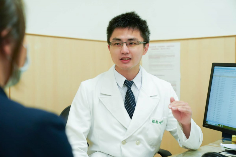 台北慈濟醫院血液腫瘤科醫師楊牧峻。(台北慈濟醫院提供) 台北慈濟醫院血液腫瘤科醫師楊牧峻。(台北慈濟醫院提供)