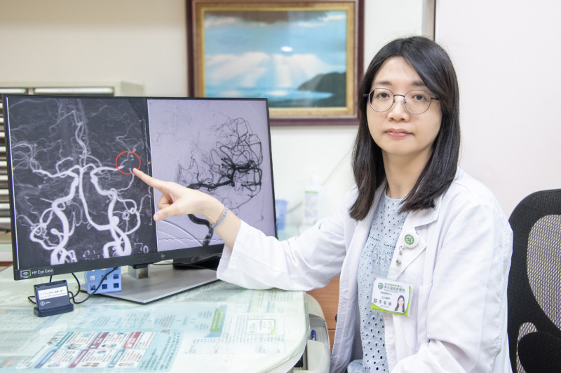 雙重夾擊！7旬婦中風打通血管後 「心臟驟停」險喪命