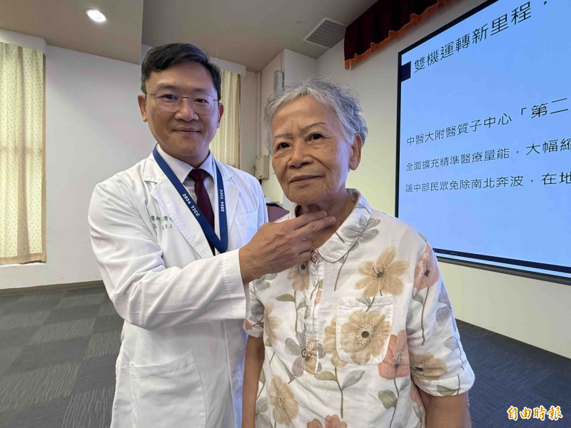 76歲阿嬤罹第4期下咽癌「不想切喉嚨」 質子治療保喉重新唱歌