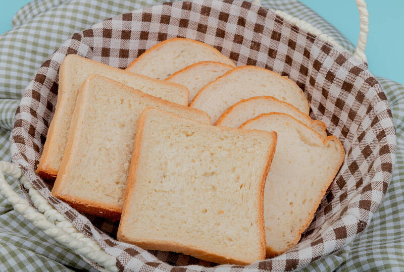 健康網》吐司發霉不能只丟一片! 營養師揭4招保存:這時間就該冷凍