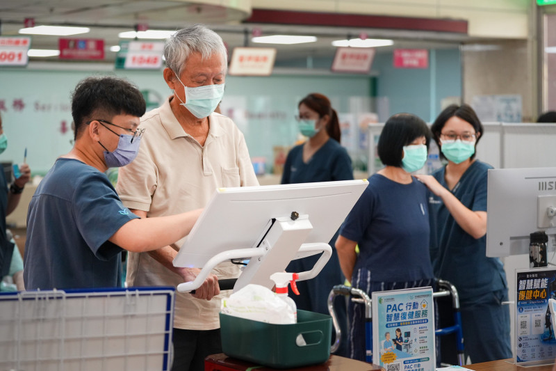 高雄聖功醫院AI智慧檢測助攻 預防跌倒與代謝惡化