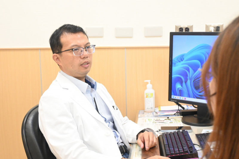 5旬糖尿病友烈日慢跑1小時頭暈、尿深茶色  急性腎損傷上身