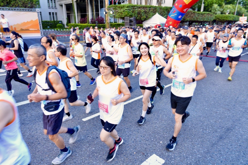 長庚醫療體系50週年 永慶盃路跑上萬人響應