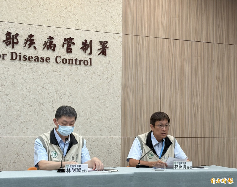 流感疫情持續升溫,上週類流感門急診就診達14萬1375人次,新增165例重症及30例死亡,雙創本季單週新高。(記者侯家瑜攝) 流感疫情持續升溫,上週類流感門急診就診達14萬1375人次,新增165例重症及30例死亡,雙創本季單週新高。(記者侯家瑜攝)