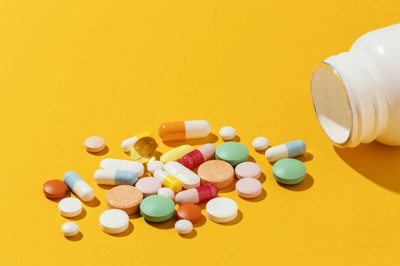 金馬新春閱讀趣》吃藥恐變成「馬路三寶」 藥師揭6大危險藥物