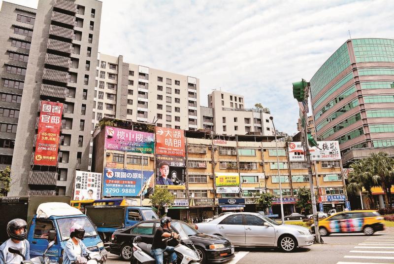 央行降息救國內經濟，房地產市場資金將持續活絡。(攝影/黃柏榮)