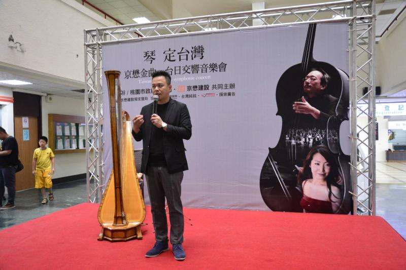 京懋建設執行長范秉豐表示，不只提供漂亮安全的房子，同時也提供服務與生活美學給市民。