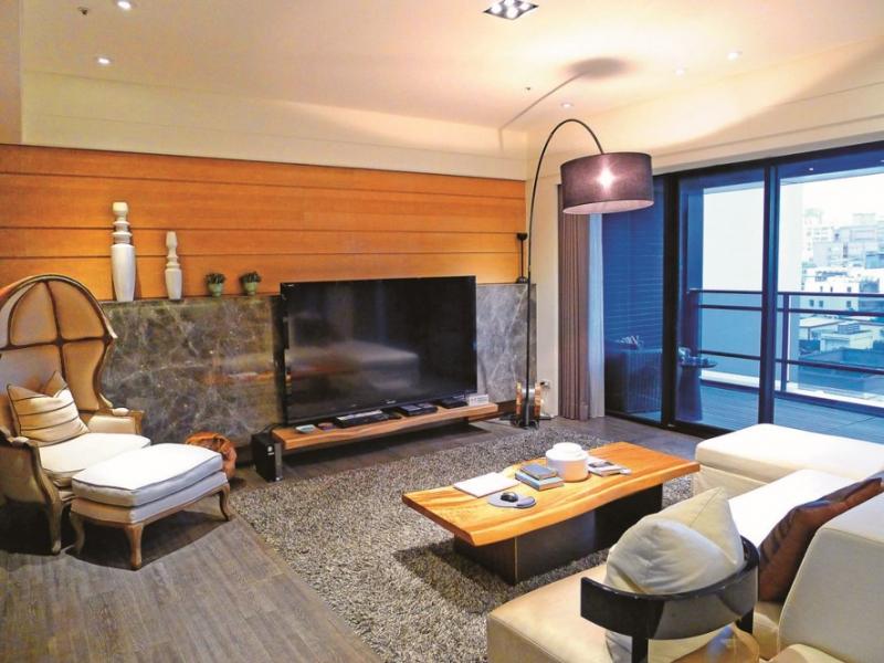82坪實品屋，著重居住安全，總價約3500~4000萬元。