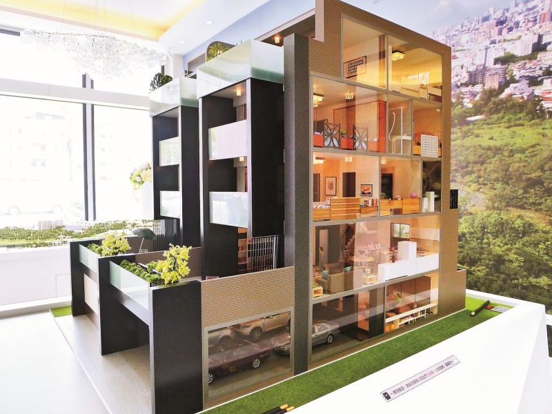 預售案「濱湖晶采」為5樓電梯景觀別墅，室內使用空間多元。