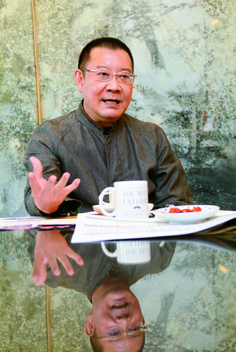 黃希文建議年輕人一定要買房，呼籲政府鼓勵青年購屋。
