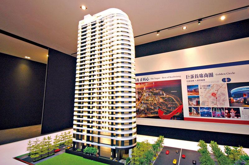 北高雄漢神巨蛋百貨商圈的「博愛香榭」輕豪宅大樓案，兼具生活機能充裕與高質感特色，吸引首購族紛紛搶進。