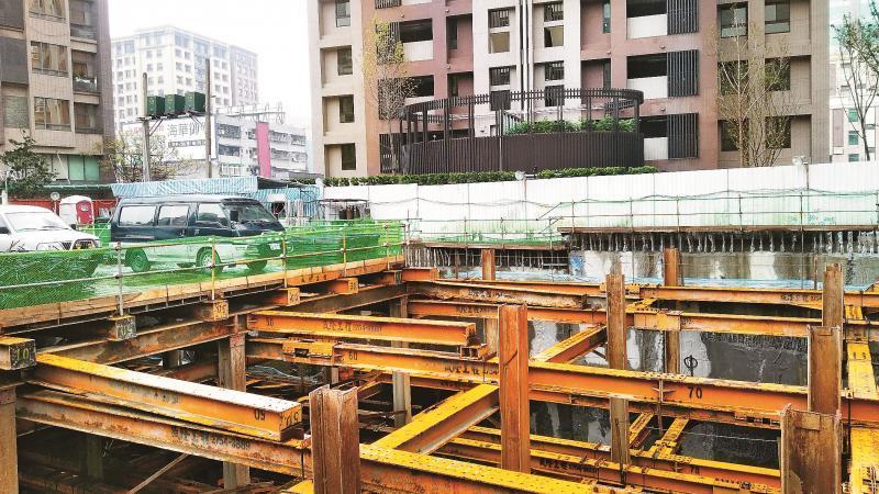 今年Q1全台開工數量創2011年以來新低，建商現階段以去庫存優先。