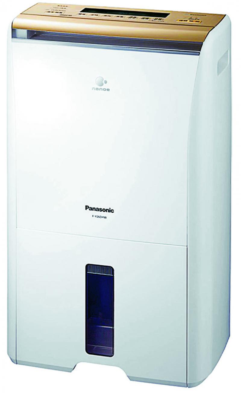 Panasonic清靜除濕機10L(F-Y20DHW)，空氣除濕清淨機2合1、nanoe奈米淨化抑菌除臭、HEPA集塵濾網、SGS認證阻絕PM2.5與活性碳脫臭濾網。(圖/燦坤3C提供)