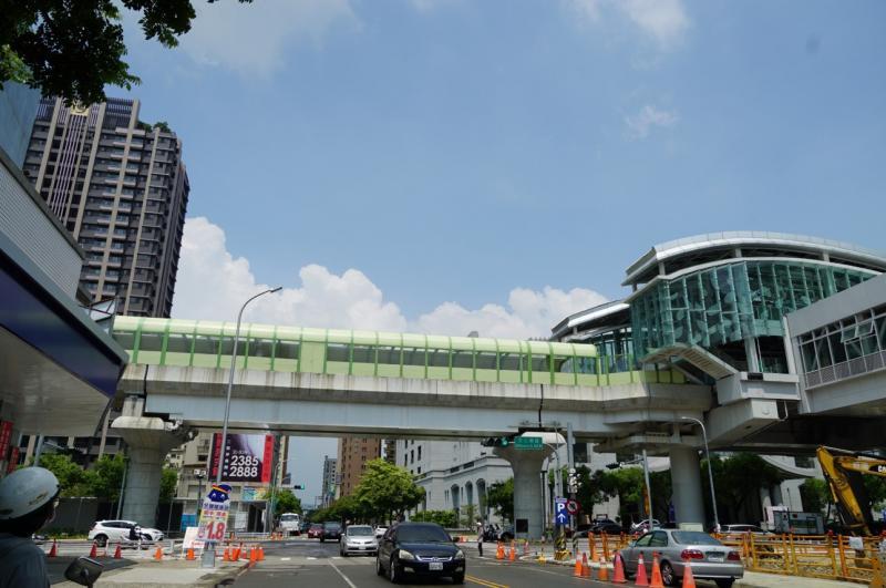 台中捷運綠線工程年底將進入試營運階段，根據台慶不動產根據實價登錄資料，發現文心路三~四段周邊住宅交易最熱門。