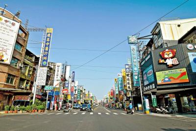 銳揚國寶 面五甲公園 70年地上權透天