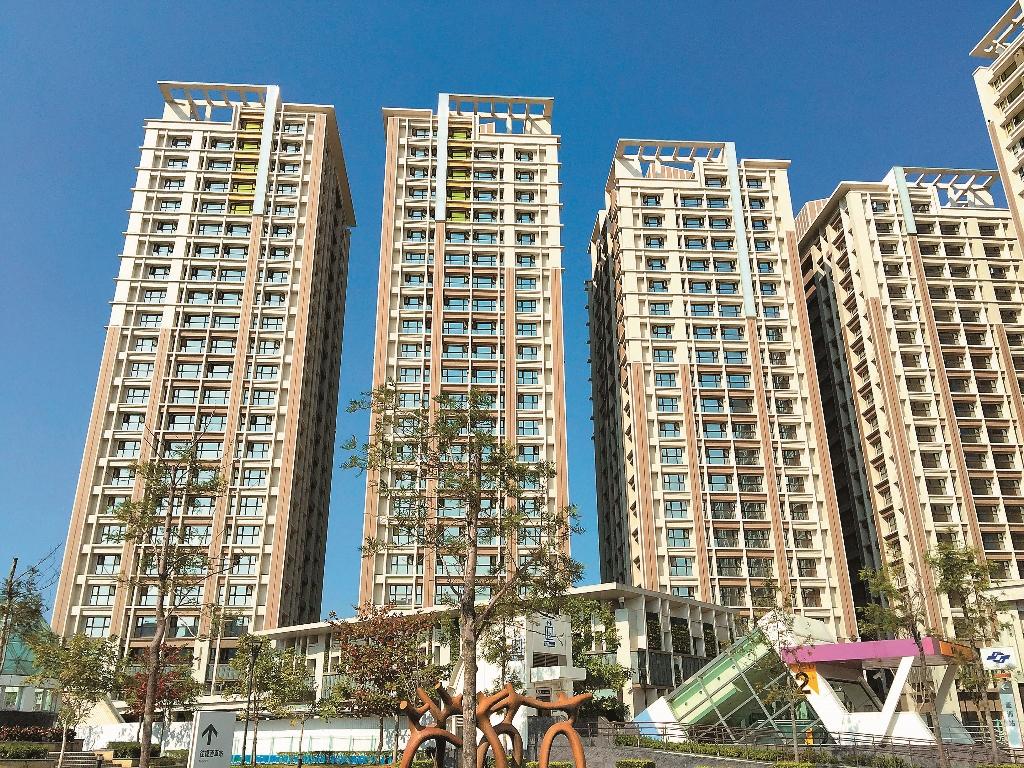 捷運共構宅「希望城市Ⅲ-城中心」是區內指標案，目前推出4房70坪產品。