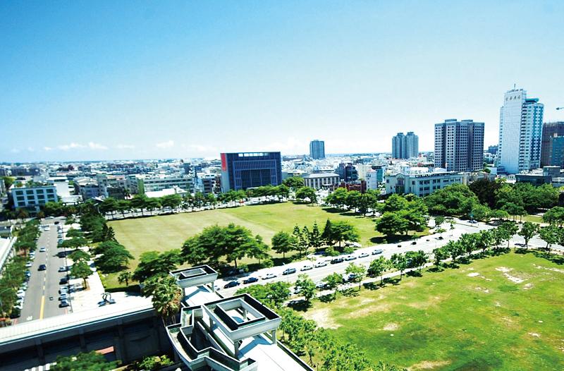 生活圈對外交通順暢便利，串連湖美、5期重劃區，帶動商圈成長。
