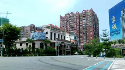 建商獵地熱  南部鬧區摩鐵成建商購地推案新目標