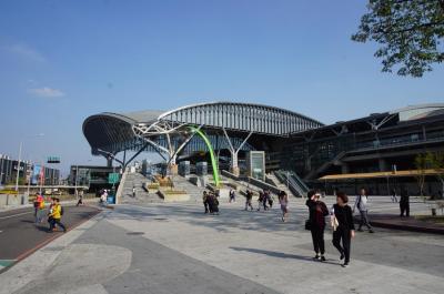 舊城區、74線題材爆發 新案闖3字頭大關