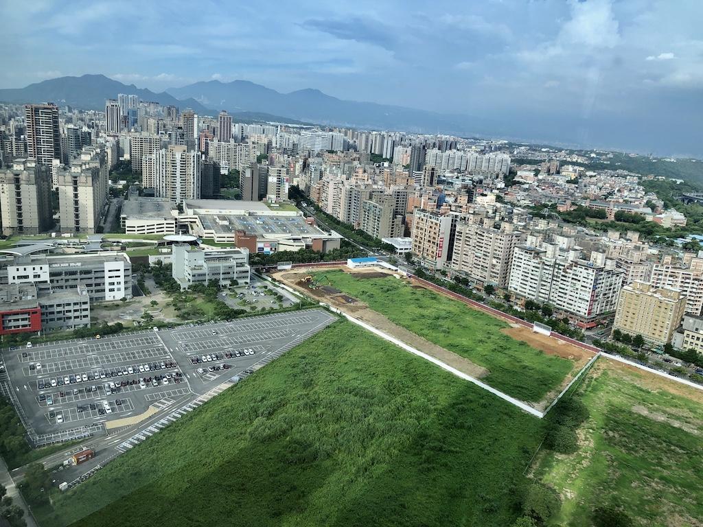 政府和民間在林口投資上千億打造五大園，預計2024~2026年將是利多爆發年。