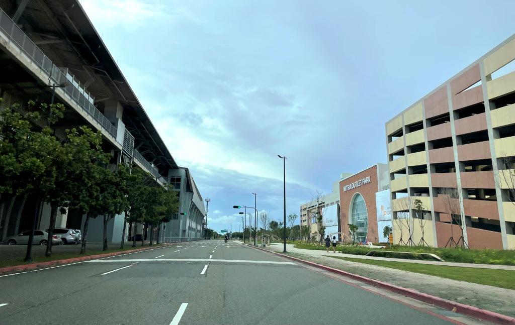 台南沙崙綠能科學城建設不斷，在建設效應下，沙崙2年房價漲幅逾3成，週邊連帶吃香，關廟、仁德高質感公寓大樓紛紛站2見3。