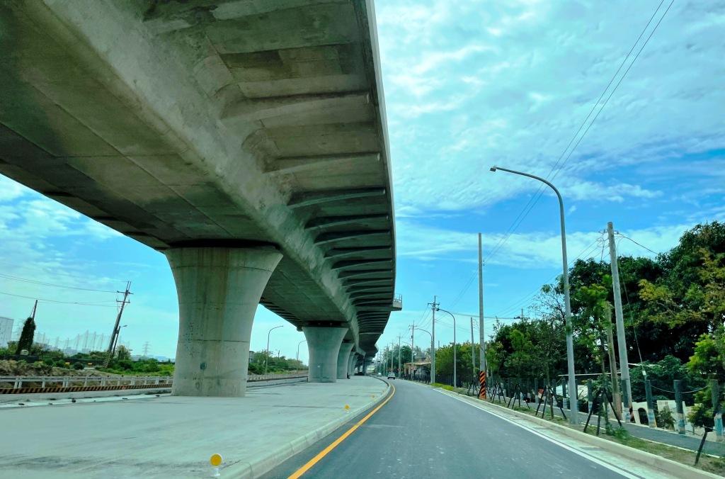 北外環快速道路三期新完工通車，讓生活圈可更迅速連結南科。