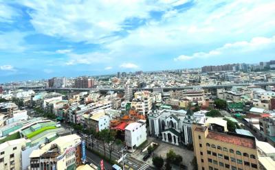 【屏東】屏東火車站商圈發達與建設推動  景觀輕豪宅大樓崛起