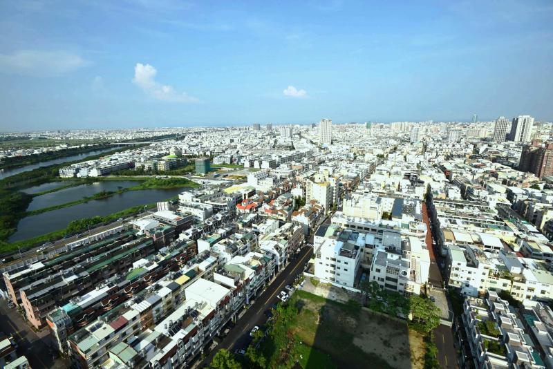 除了台南市，雙北、桃園、台中及高雄等房價都處於歷史新高水位。