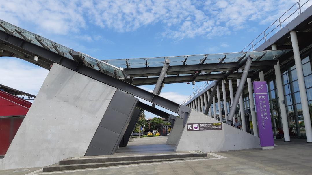 桃園有軌道交通路網與建設加持，仍需注意新建餘屋待售住宅量體增多。