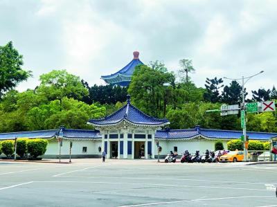 台灣兩景點與羅浮宮同列Google全球熱搜 「租金」兩樣情 松山文創慘跌3成