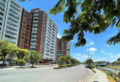 高雄還有1字頭甜甜價熱門國宅 這區國宅擁優質環境叫我第一名！