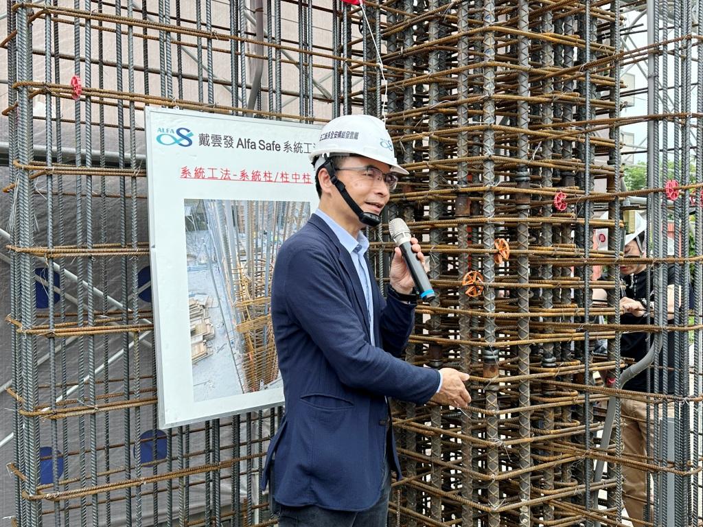 「建築安全履歷協會」創會理事長戴雲發指出，當前建築業缺工難題未解，加上工班與工人素質參差不齊，如何透過系統化、防呆化的耐震系統工法，也成為提高建築耐震性能的一大課題。（圖：業者提供）