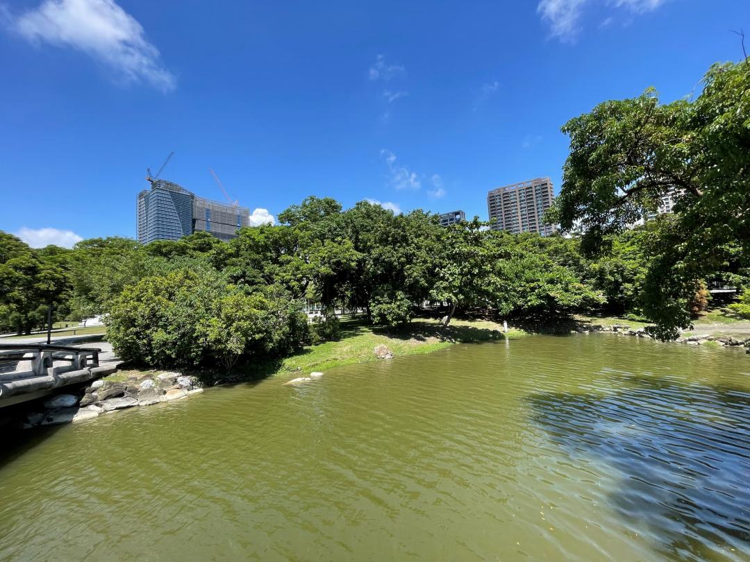 美術館南區生活圈坐擁綠地、水景優質居家環境，加上鐵路地下化與輕軌建設利多，帶動高質感大樓市場蓬勃成長。