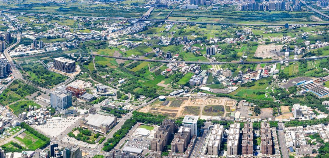 新竹市政府辦理變更中油油庫暨建功高中擴校都市計畫案，細部計劃案於23日召開市都委會第292次會議審定。（新竹市政府提供）