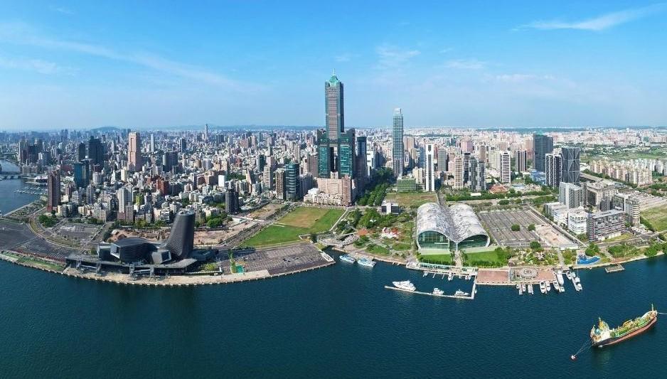 亞灣2.0都市計畫案變更，依循行政院核定「亞灣5G AIoT創新園區推動方案」國家重大經建計畫，同時為鼓勵產業投資興辦營運總部或研發中心等，具擴大產業群聚及帶動就業機會者，依據都市得給予基準容積20%獎勵，符合重大建經計劃與公益性質。(圖:高市府提供)