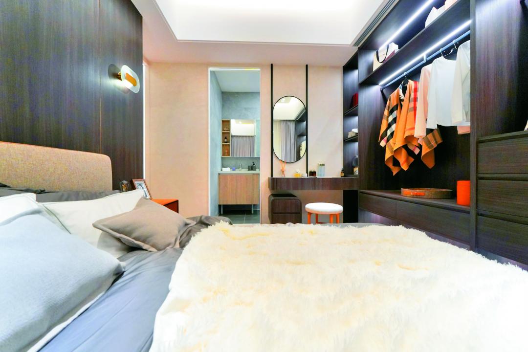 臥房皆開低檯度大面窗。