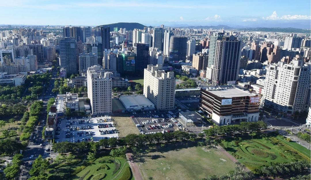 近來半導體產業鏈廠商紛紛積極在北高雄尋求租購辦公室機會，考量商圈、門面與交通便利，博愛商圈、漢神巨蛋百貨商圈、農16特區周圍，成為承租辦公室熱門區，至聖路也陸續出現高檔租金行情。