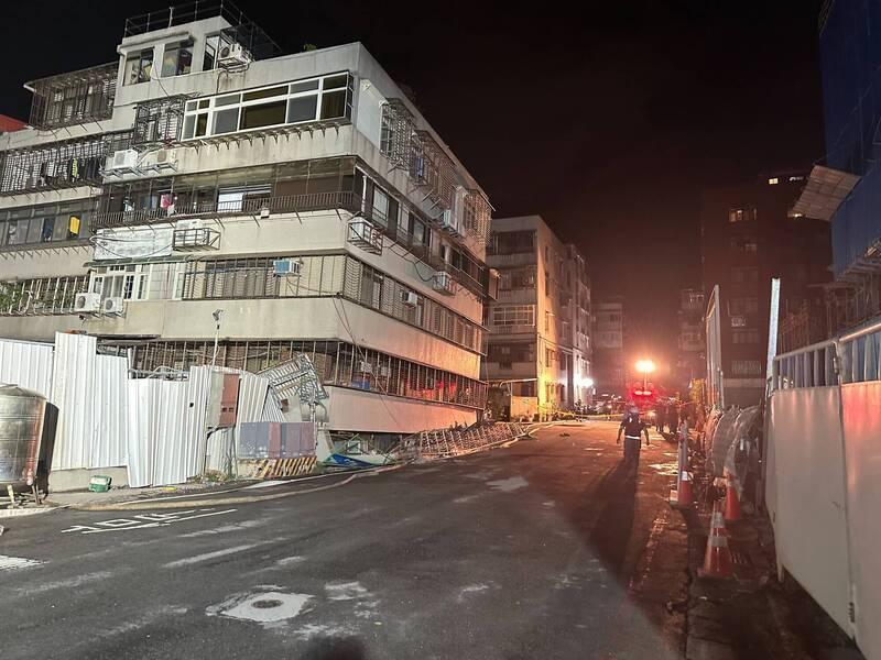 危老案件與都更雙軌在台北市正如火如荼展開，不過同時間也發現失效個案突破百件，累計已經有高達137件的核准危老案件失效。(圖/示意圖，資料照)