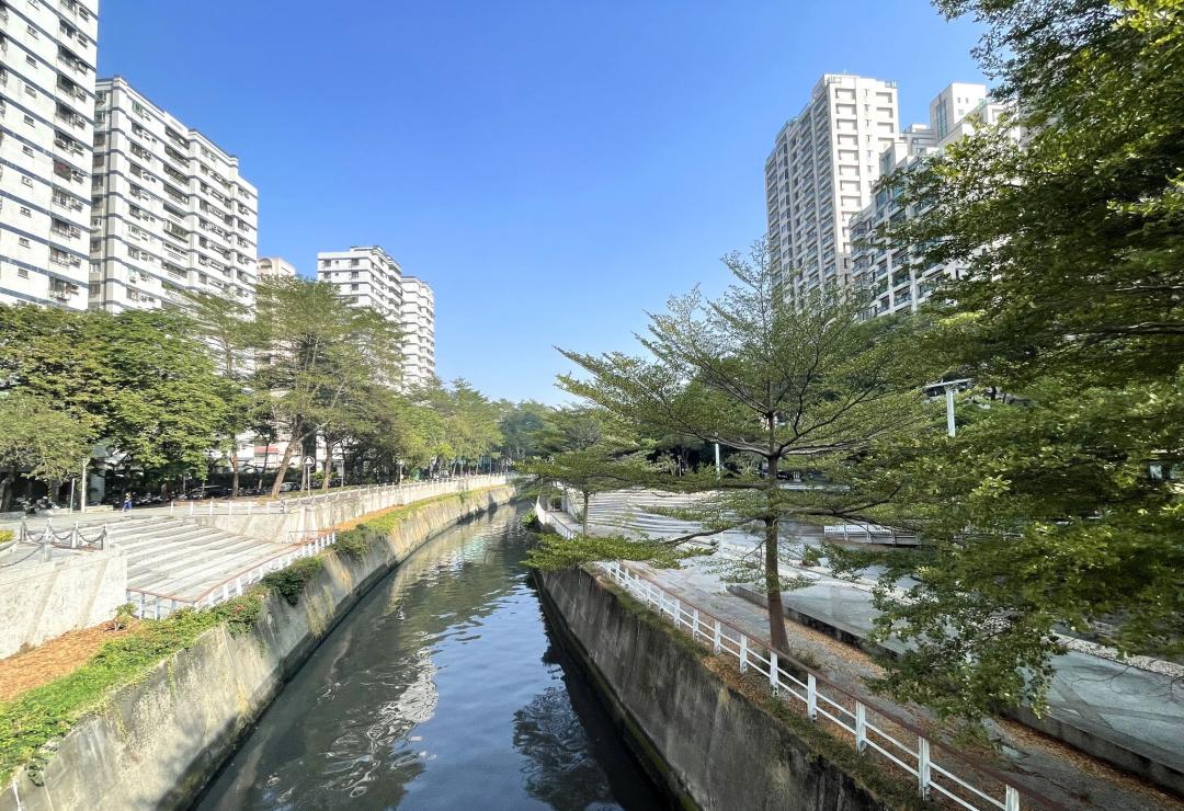 高雄位於優質社區的中古屋，釋出物件較少但買方指名度高，房價仍有支撐。