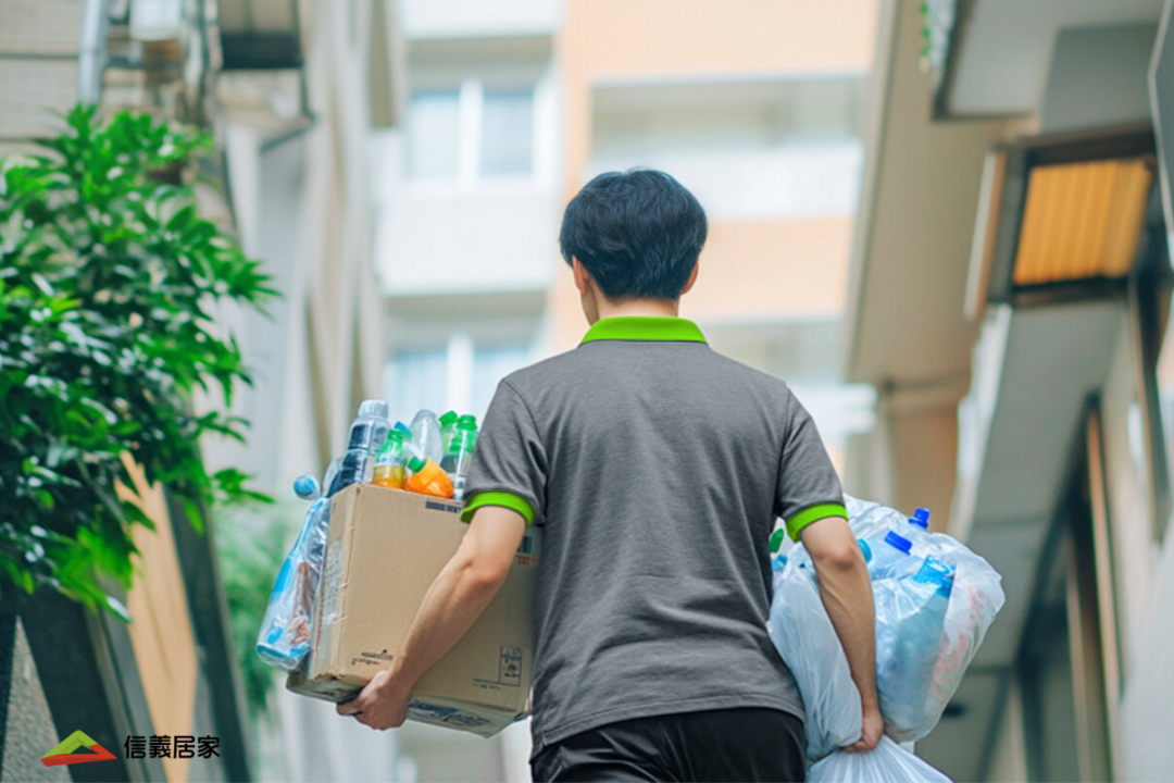 信義居家公布站內數據，「垃圾代收」成為平台成長最快的服務， 4月訂單量較3月成長近一倍。(圖/信義居家提供)