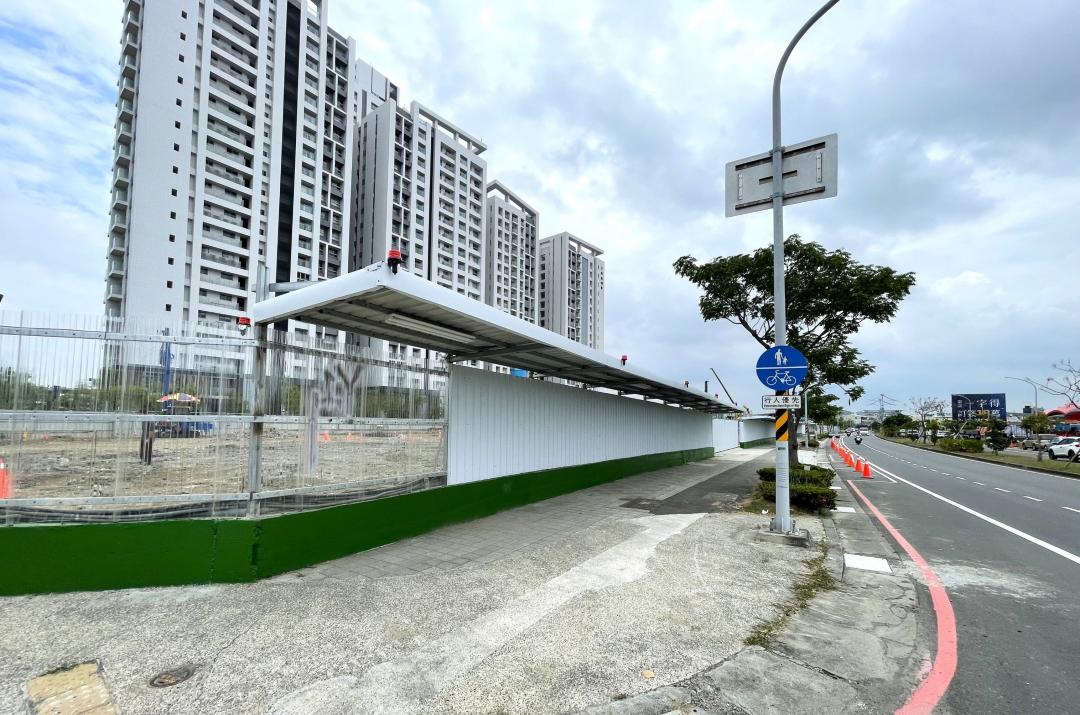 九份子大道旁興富發集團從臺邦集團取得約2184坪住八基地，擁水岸第一排賞景優勢，預計下半年推出超高層景觀大樓輕豪宅預售案。