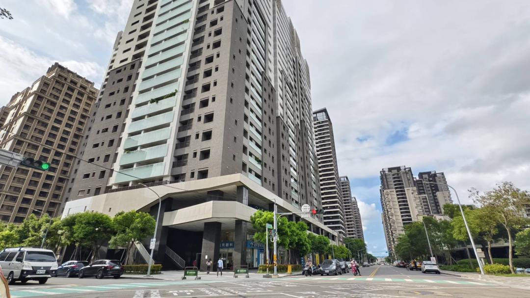 新竹在地房仲表示，竹科現階段房市熱度與台積電股價息息相關。（信義房屋提供）
