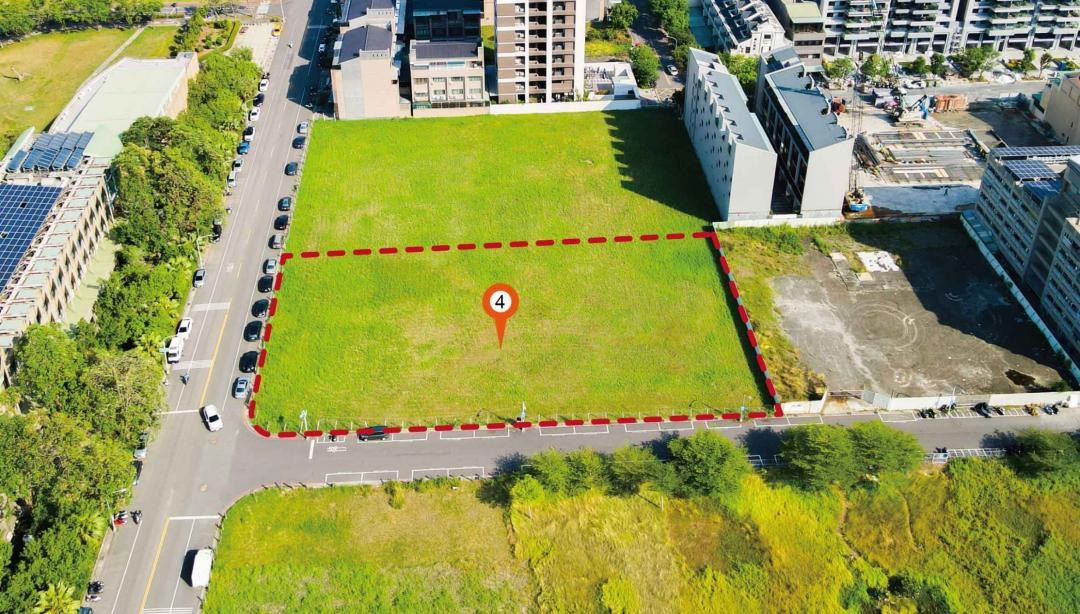 這次標售最大一筆的高大特區大學西路、大學58街旁1138.94坪住三土地，在3封標單競標下，最後傳出由口碑與品質良好的連續壁敬裕工程業者所成立豐鉅投資公司，以林姓負責人個人名義，以稍高出底價約3.88%溢價率的單坪72.08萬元得標，得標總價達8.21億元。(圖:高市府地政局提供)