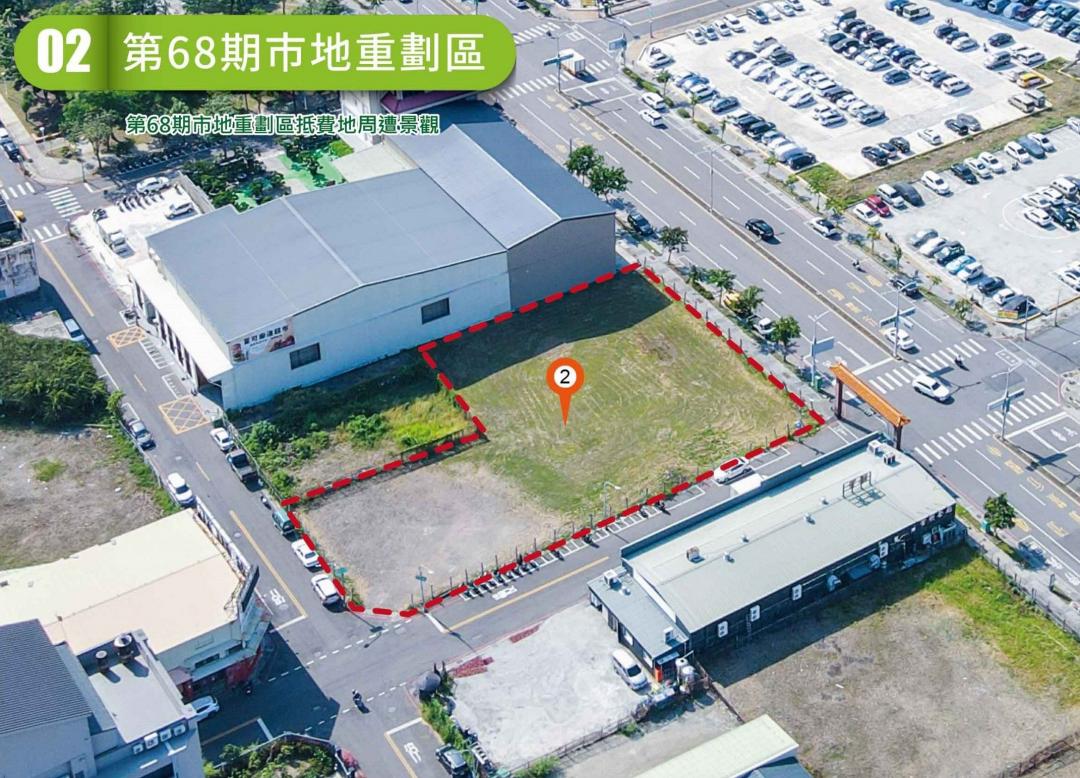 位於三民區新都段九如三路與中道街口旁，一筆約588.6坪的商二土地，也由林姓投資公司負責人，以總價5億8860萬元得標，單坪得標價高達100萬元，溢價率高達35.59%。(圖:高市府地政局提供)