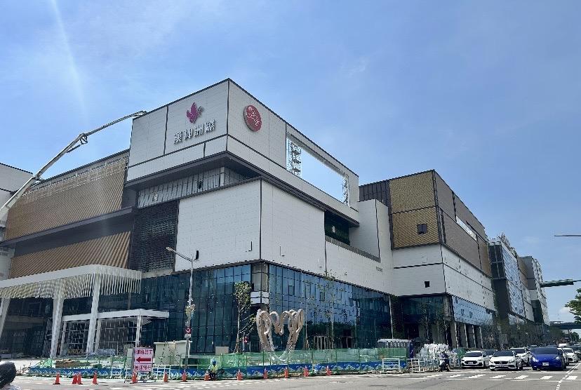 台中北屯連續15年穩坐全市人口冠軍，不僅帶動消費實力，也讓大型商場爭相進駐。