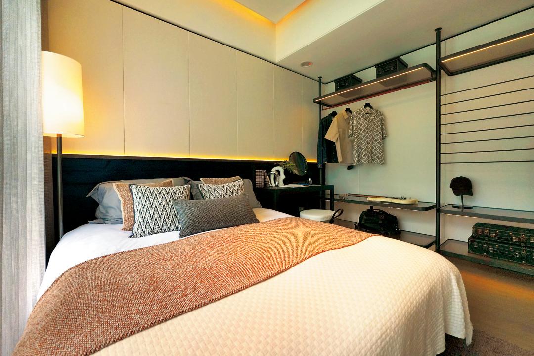 次臥雙人床尺度，還可設計出衣帽間與書桌空間。