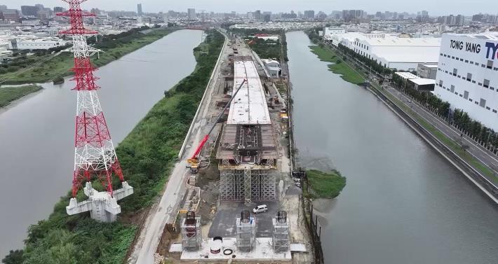北外環道路第四期工程將接續第二期工程，由台19線溪頂寮大橋向西往北區延伸。(圖:南市府工務局提供)