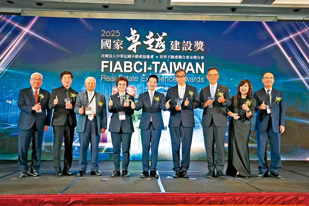 「國家卓越建設獎」20週年 淨零碳排、AI智慧引領台灣建築工程